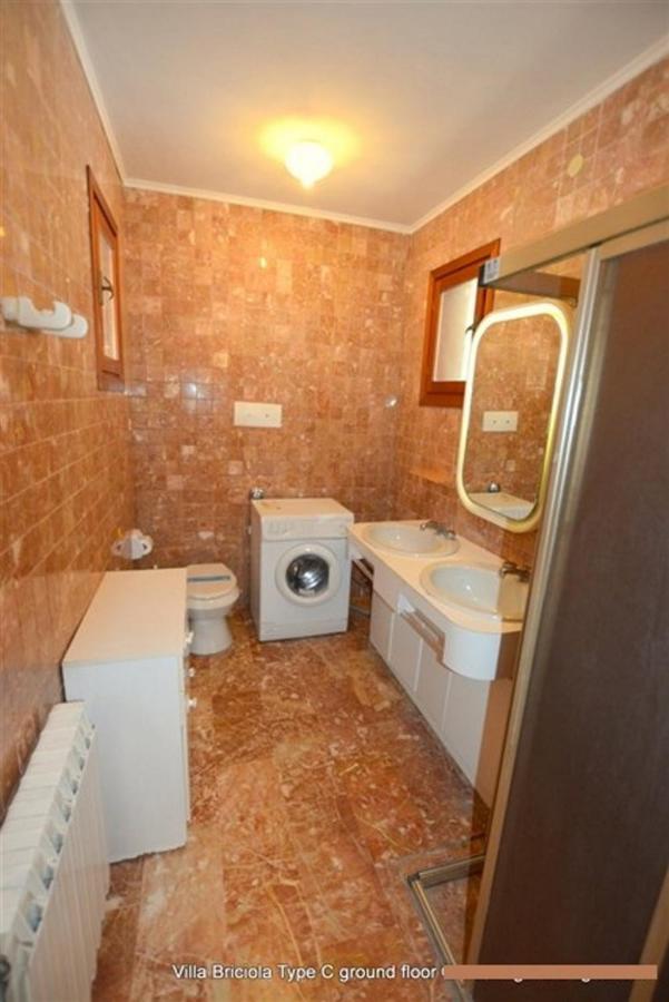 Lignano Exclusive With Pool Apartment Lignano Sabbiadoro Exterior photo